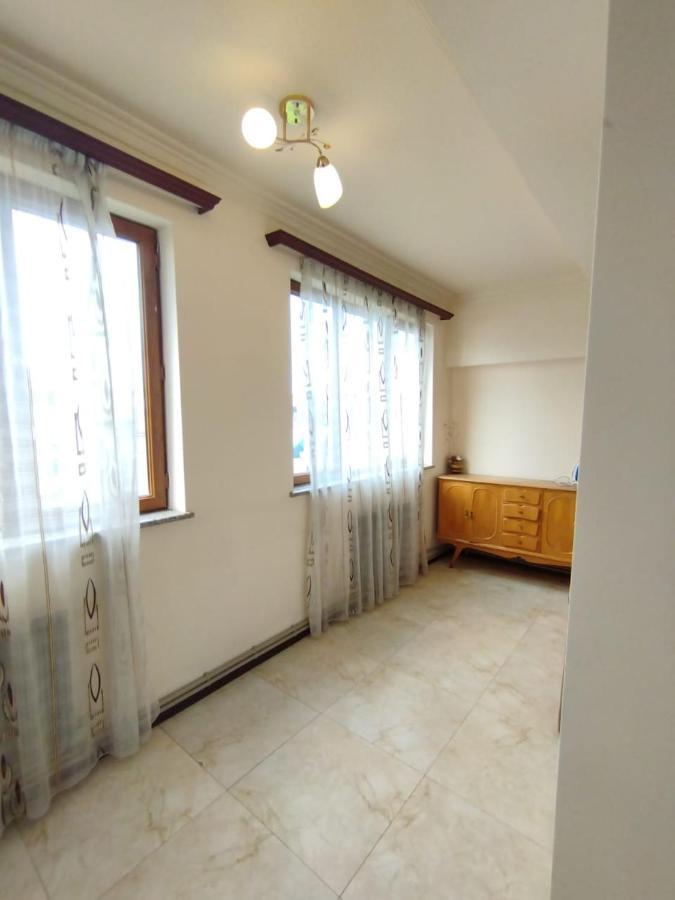 Large Apt Near Republic Square Apartment Yerevan Exterior photo